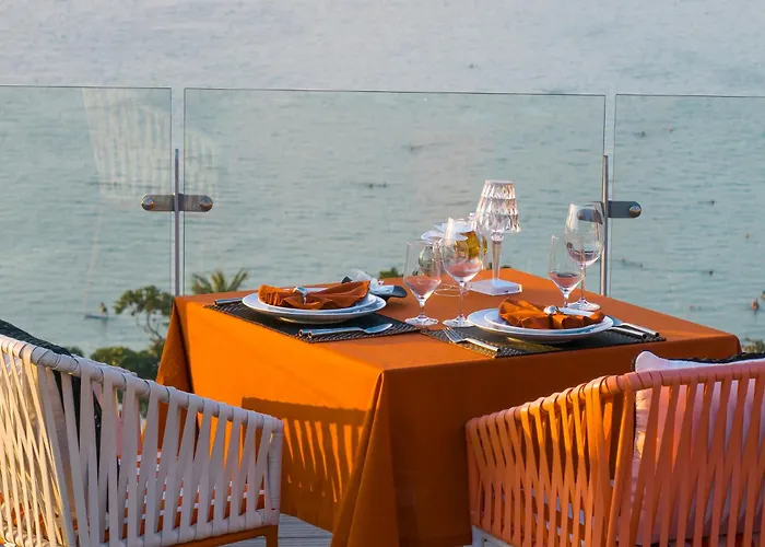 The Sis Kata Resort - Adult Only