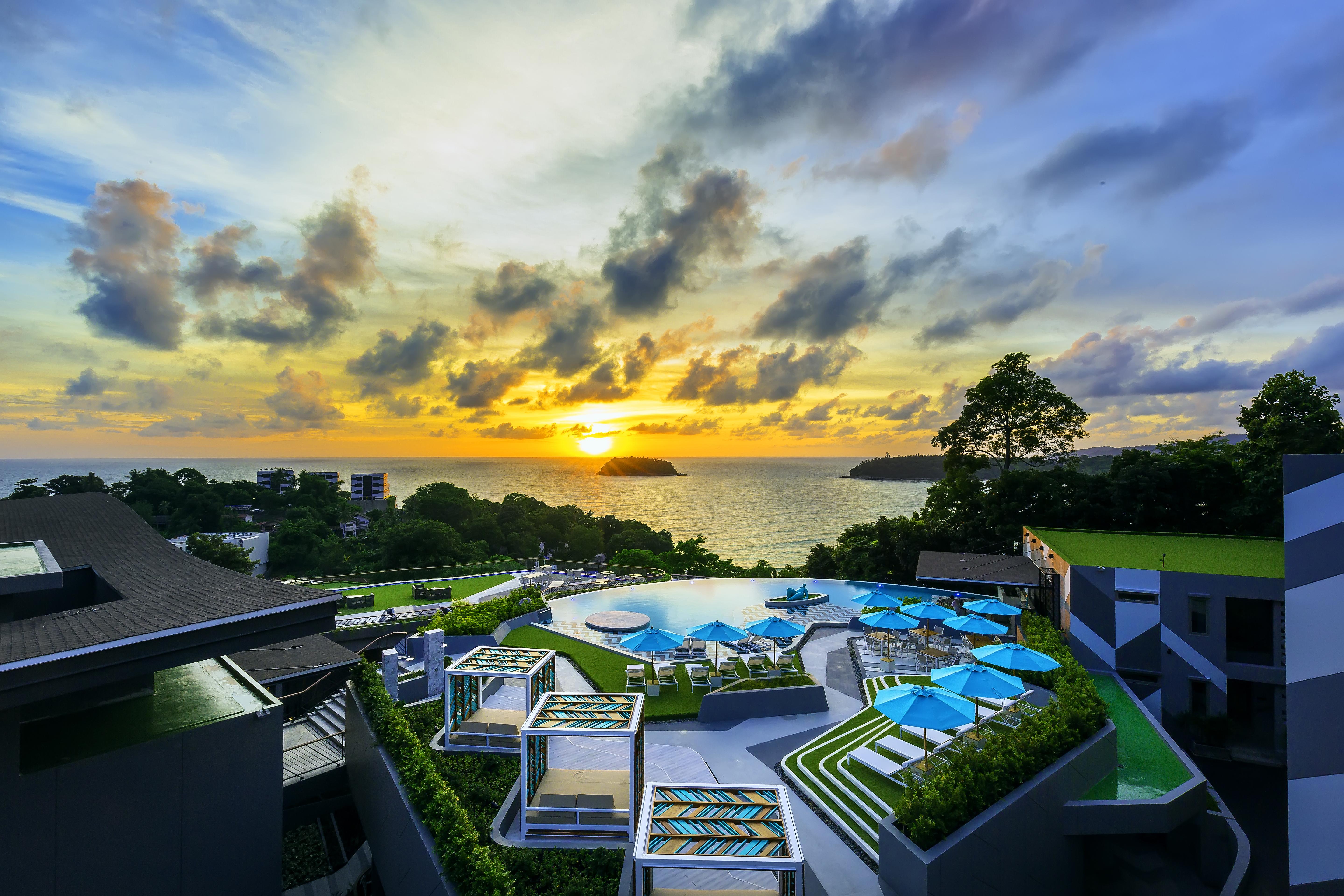 The Sis - Adult Only Resort Strand Kata
